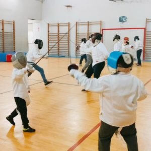 Esgrima en Valencia - Club Esgrima Ágora. Entrenamiento esgrima niños